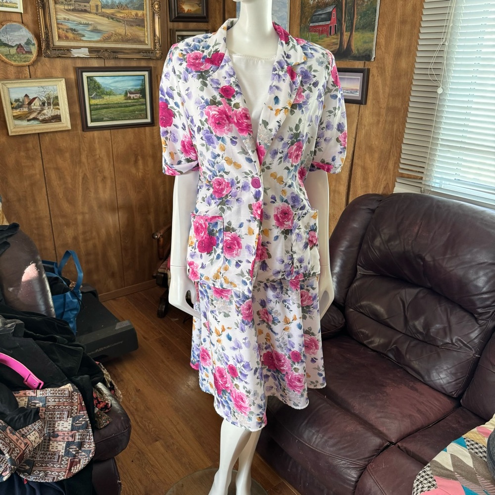 Leslie Belle Vintage Floral Jacket and Dress Set